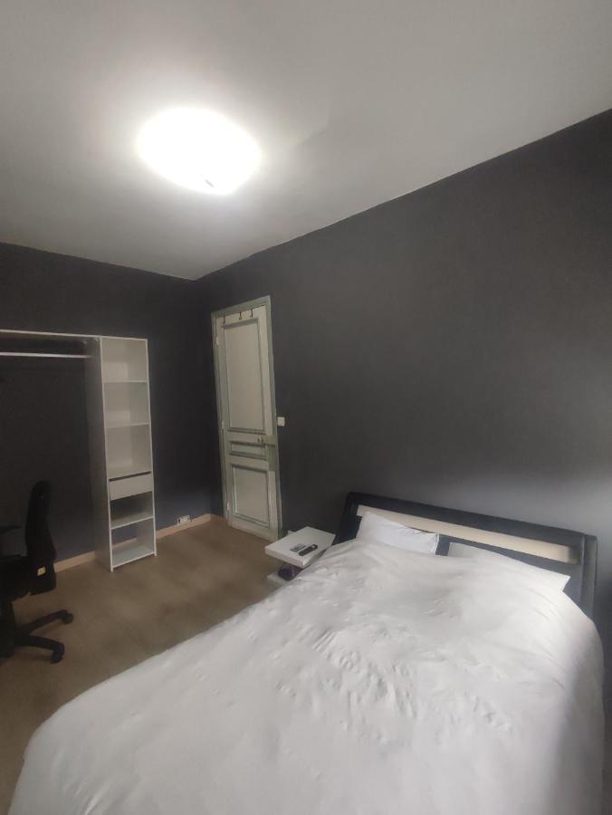 Apartamento Chambre Prive Dans Une Maison Avec Terrasse Et Jardin Salles De Bain Partagees Lila Exterior foto