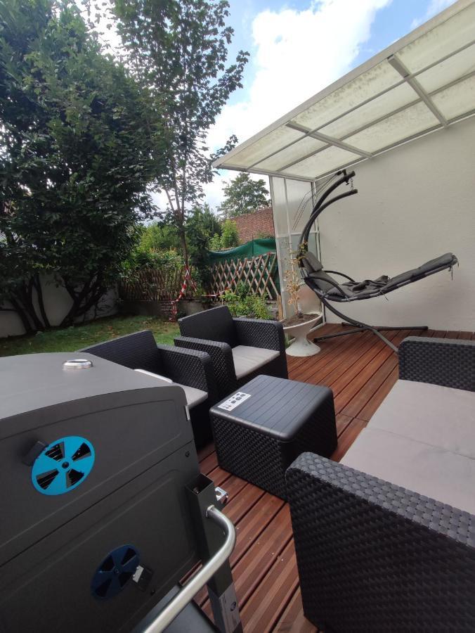 Apartamento Chambre Prive Dans Une Maison Avec Terrasse Et Jardin Salles De Bain Partagees Lila Exterior foto