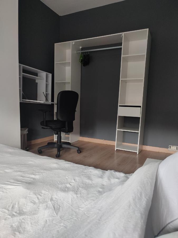 Apartamento Chambre Prive Dans Une Maison Avec Terrasse Et Jardin Salles De Bain Partagees Lila Exterior foto