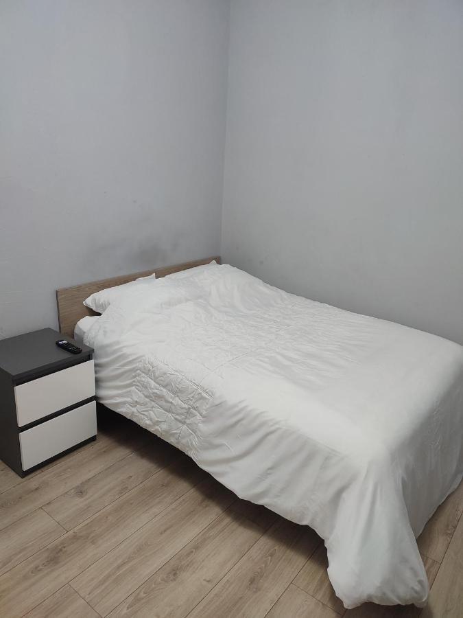 Apartamento Chambre Prive Dans Une Maison Avec Terrasse Et Jardin Salles De Bain Partagees Lila Exterior foto